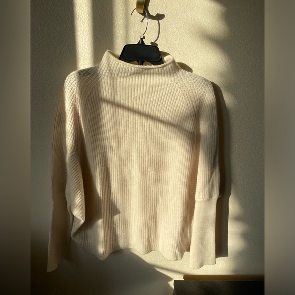 Magaschoni Women's Cashmere Knit Mock Neck Sweater in Cream Size M Cozy Pullover - Picture 1 of 5